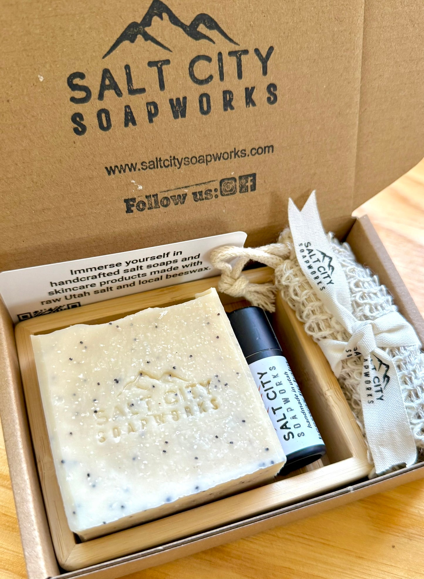 Mineral Moments Gift Box